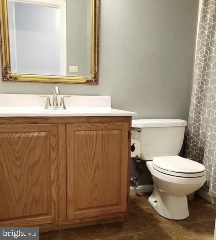 Foto del edificio - 9496 Scarlet Oak Dr