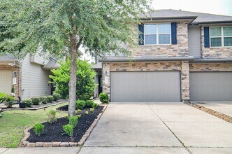 Building Photo - 6458 Calgary Woods Ln