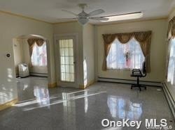 Foto del edificio - 258-15 83rd Ave