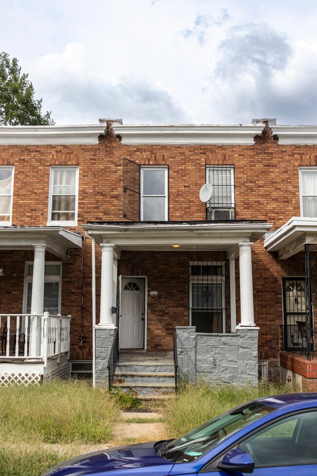 Building Photo - 3010 Harlem Ave
