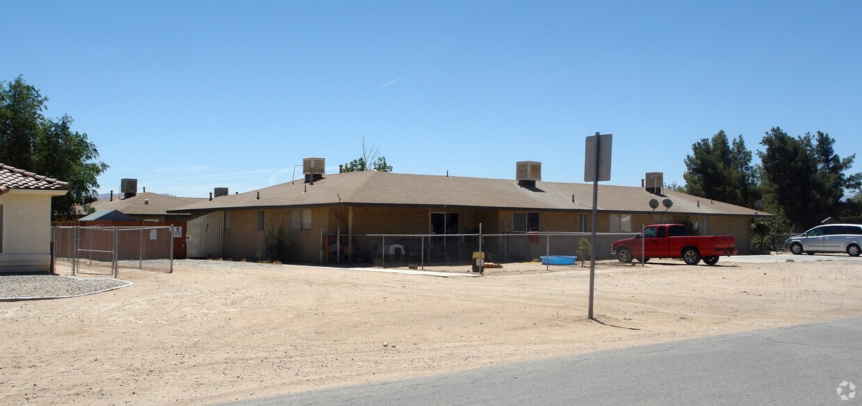 Building Photo - 20788 Thunderbird Rd