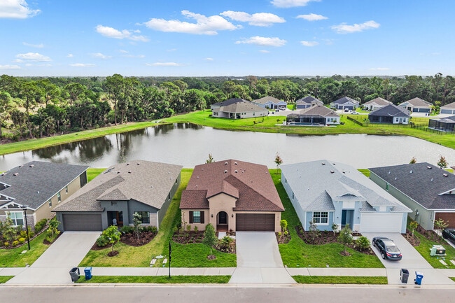 Photo - 11817 Moonsail Dr House