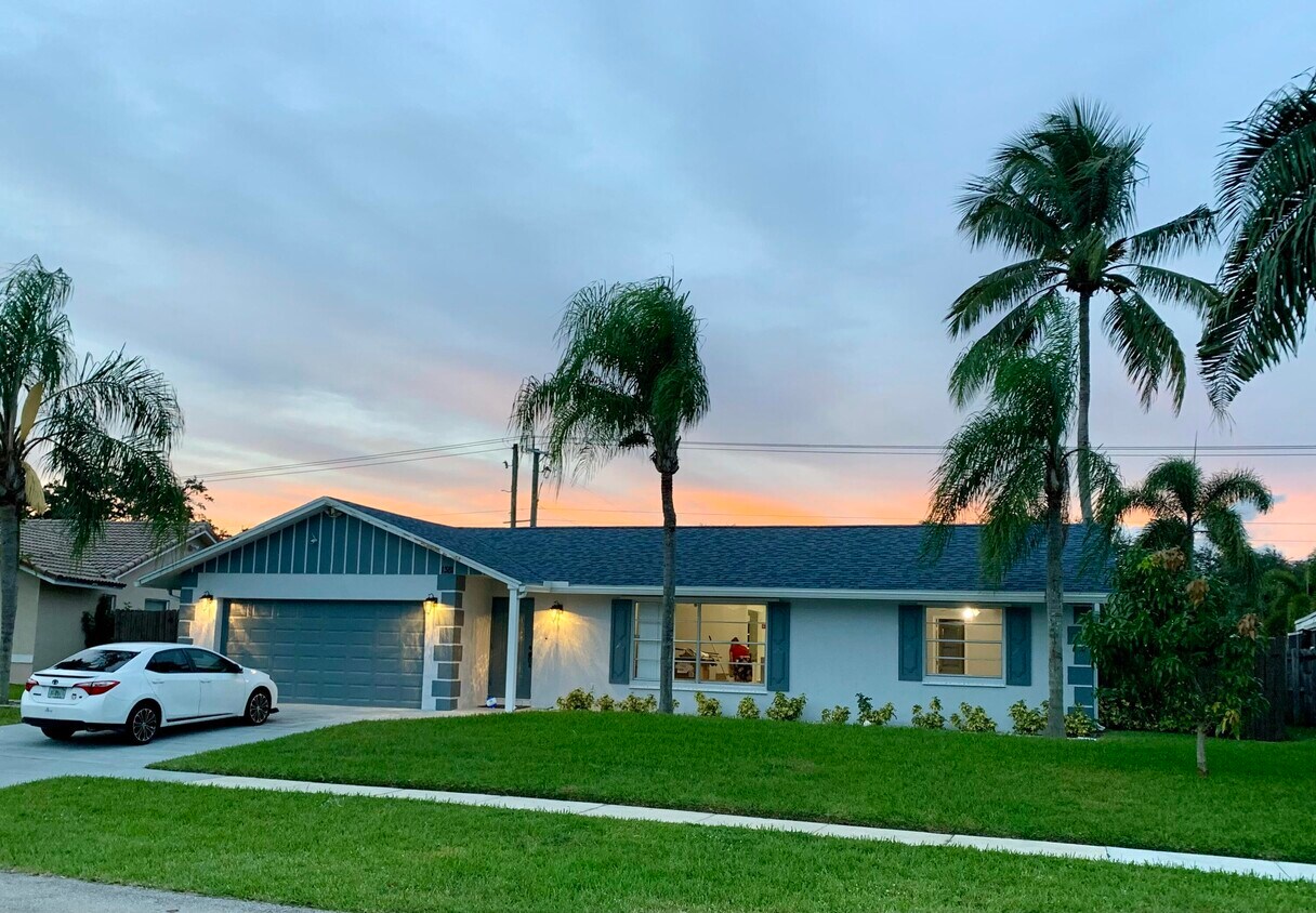 Foto principal - 1381 Wyndcliff Dr