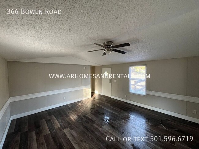 Foto del edificio - 366 Bowen Rd