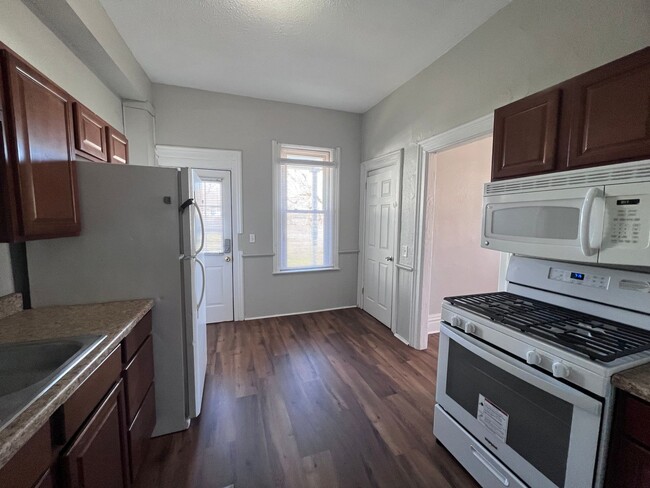 Foto del edificio - Three Bedroom Unit Near Downtown Grand Rap...