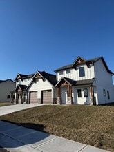 Building Photo - 100 N Iowa St