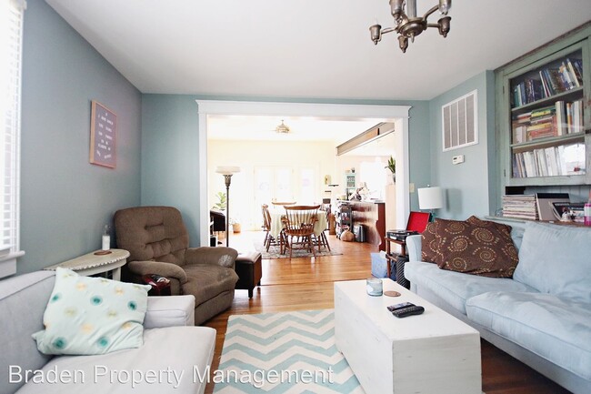 Building Photo - 3 br, 2.5 bath House - 802 Nalle Street