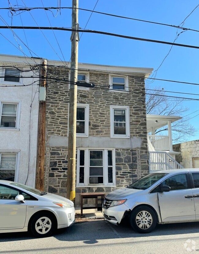 Building Photo - 17 Jefferson St