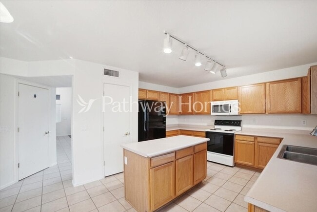 Building Photo - 11781 W Overlin Ln