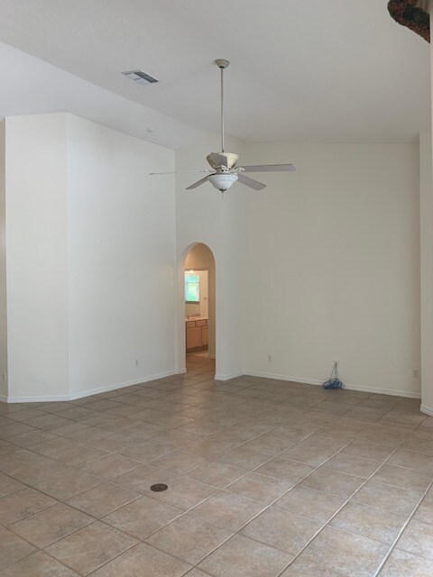 Building Photo - 3620 Tayside Ct