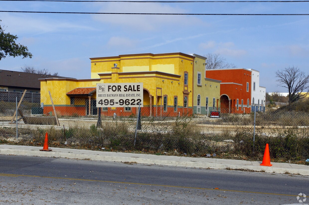 Building Photo - 5973 Whitby Rd