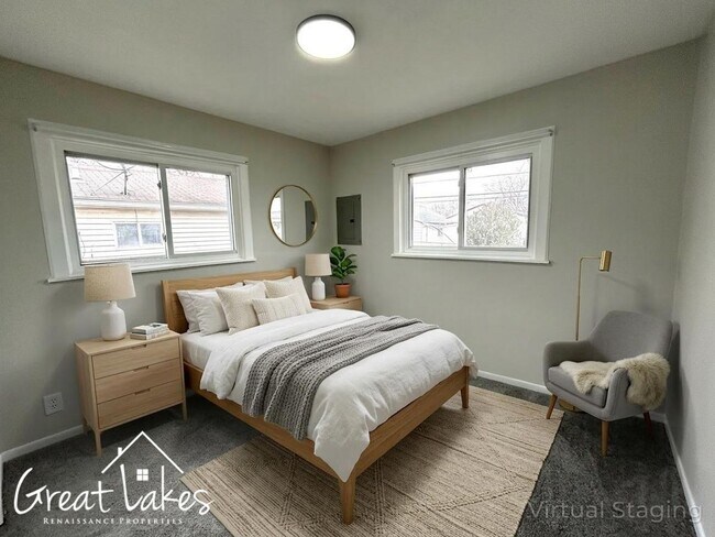 Foto del edificio - Stunning 3 bedroom / 1.5 bathroom house now available for rent!