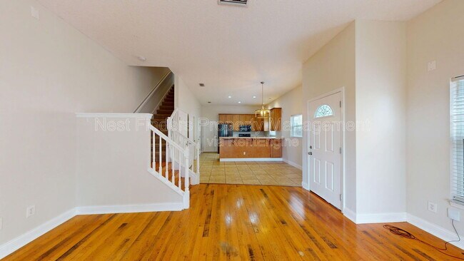 Foto del edificio - 885 6th Ave S