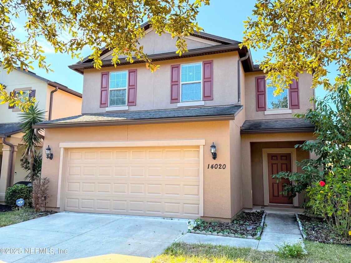 Foto principal - 14020 Corrine Cir