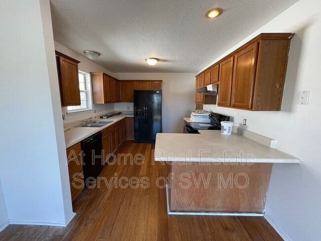 Foto del edificio - 5543 S Walnut Hill Ave