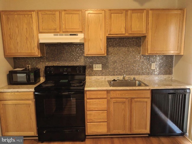 Building Photo - 3408 Christopher Ct