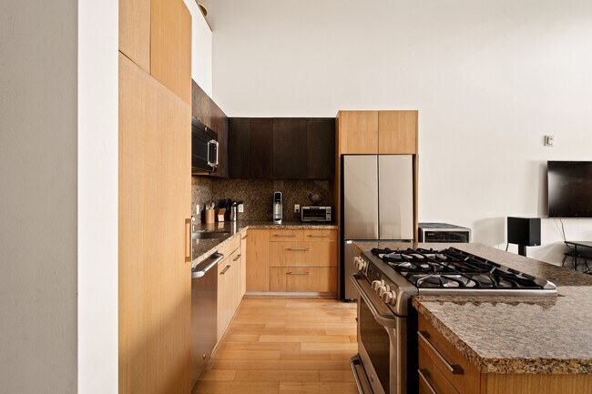 Foto del edificio - 120 S Hewitt St