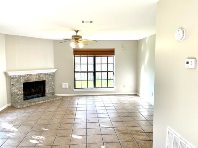 Foto del edificio - 14515 Cardinal Creek Ct