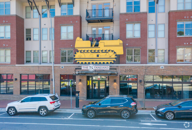 Building Photo - The Standard at Raleigh