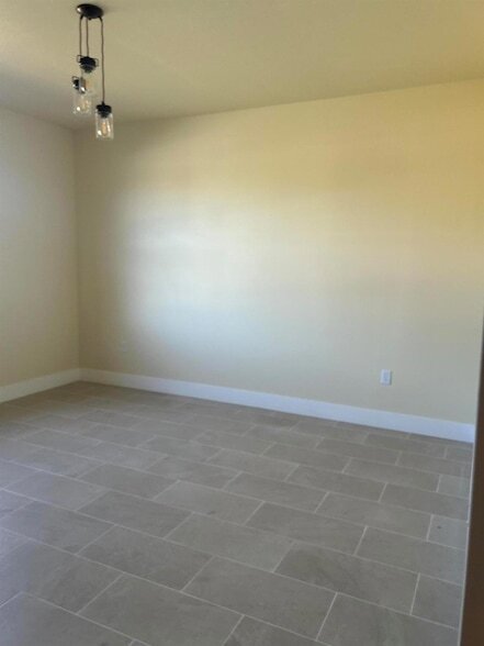 Foto del edificio - 768 Lindo Ln