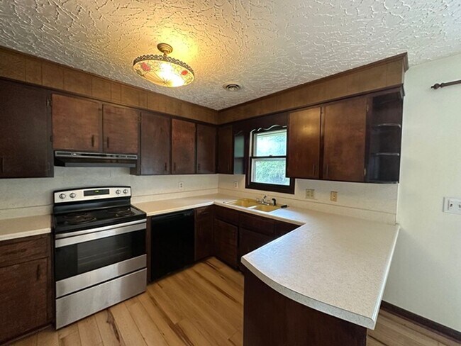 Foto del edificio - Rare 3BR/3BA Standalone Home Near VT Campus