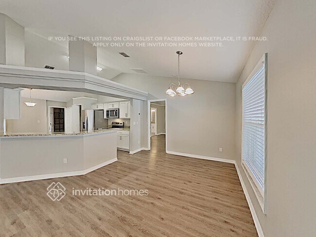 Foto del edificio - 3229 Sawgrass Creek Cir