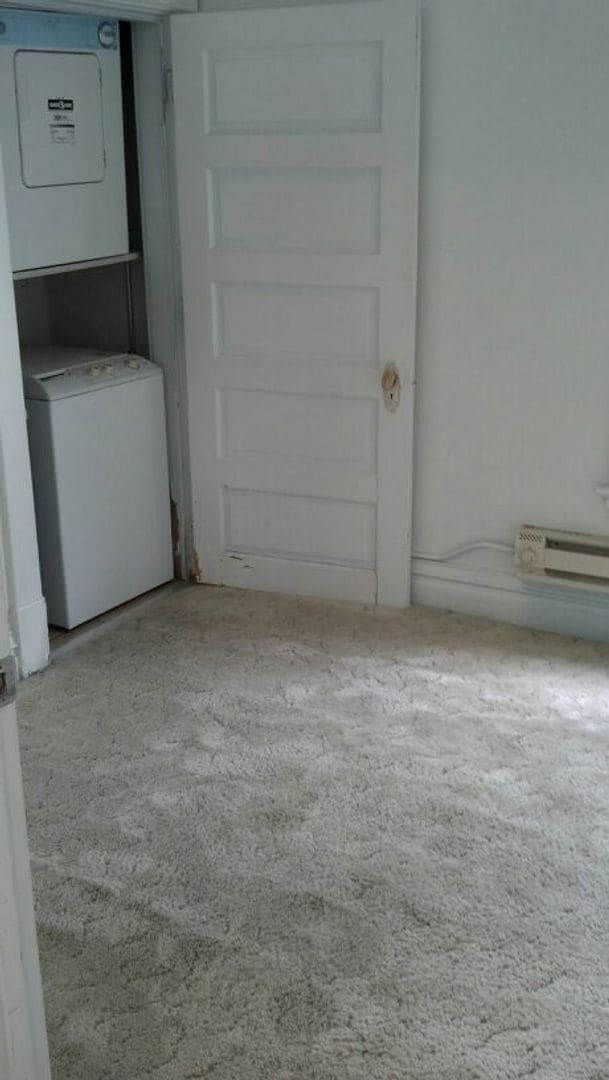 Building Photo - 108 N 28th Ave W