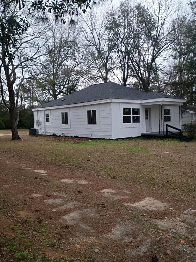 Foto del edificio - 1042 E Peachtree St