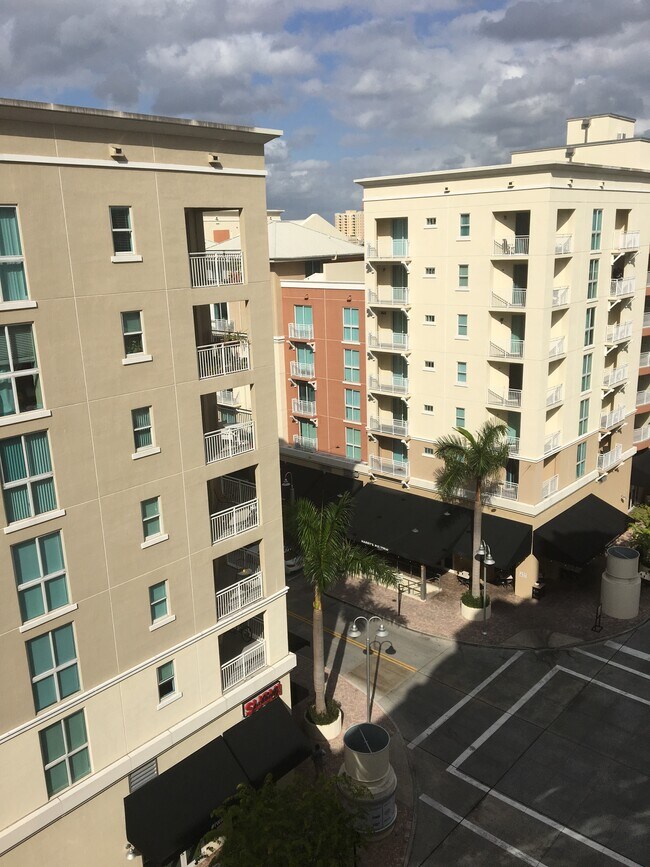 7290 SW 90th St Unit 702, Kendall, FL 33156 Condo for Rent in Kendall