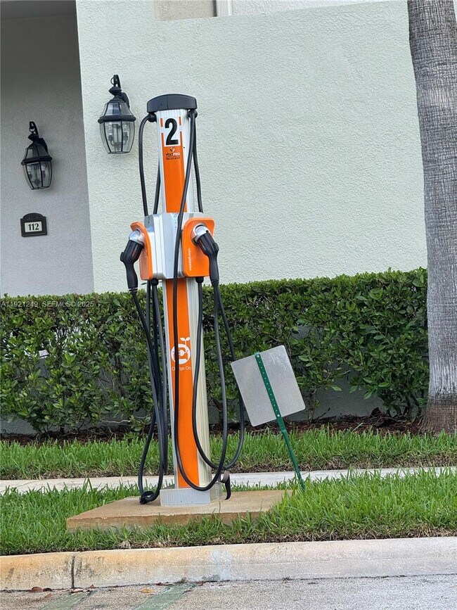 Foto del edificio - 10600 NW 88th St