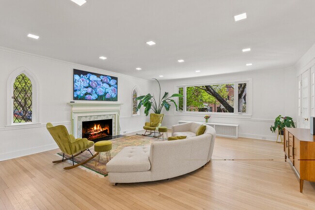 Foto del edificio - 4400 Q St NW