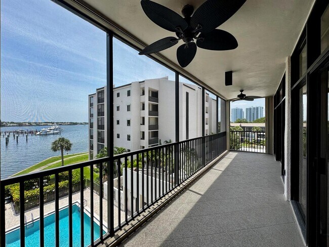 Foto del edificio - 11370 Twelve Oaks Way