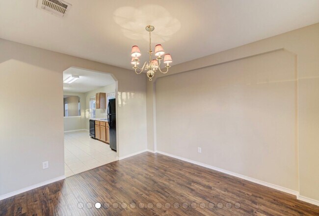 Foto del edificio - Spacious 3 bed!!!