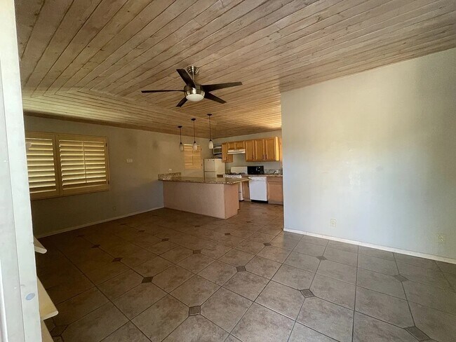 Foto del edificio - 44510 San Carlos Ave
