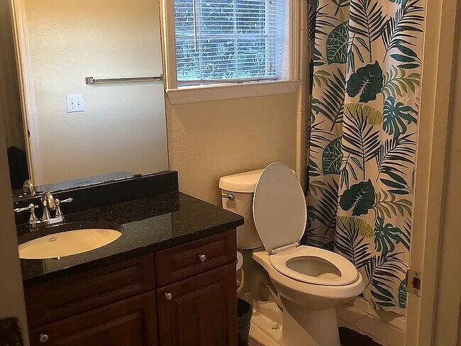 Building Photo - 3567 Conroy Rd