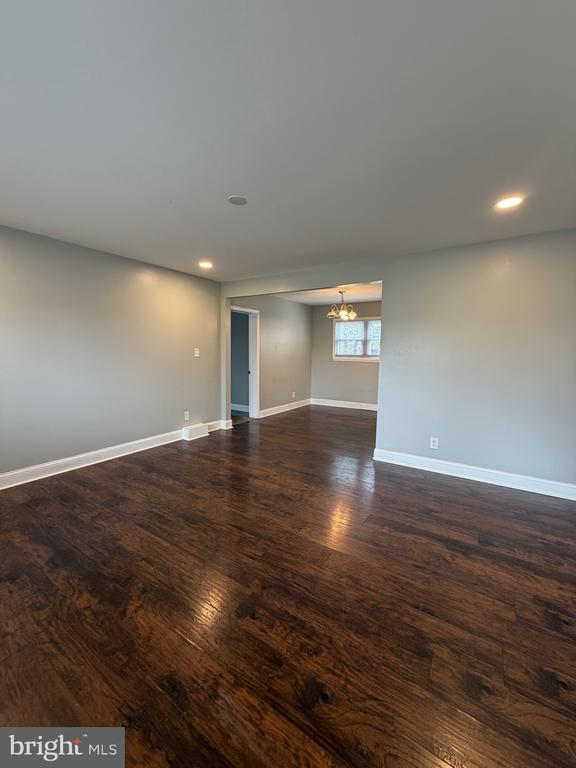 Foto del edificio - 1000 Birchwood Dr
