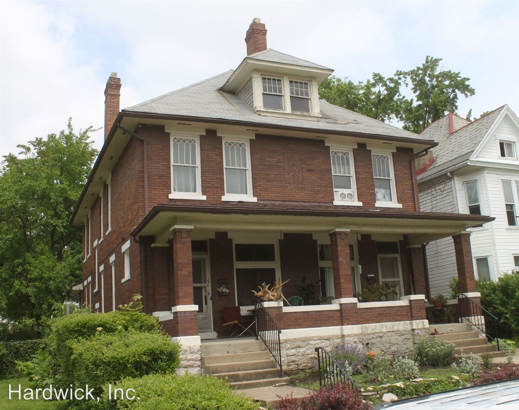 Foto principal - 396-398 Wyandotte Ave