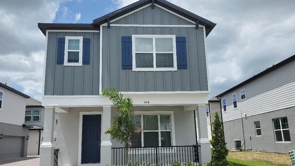 Foto principal - Lovely 4 bedroom townhome in Venetian Bay