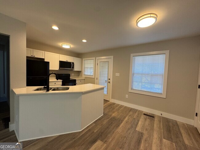 Foto del edificio - 820 Oglethorpe Ave