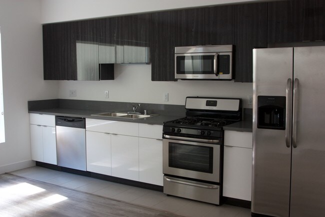 Foto del edificio - Fair Court Apartments