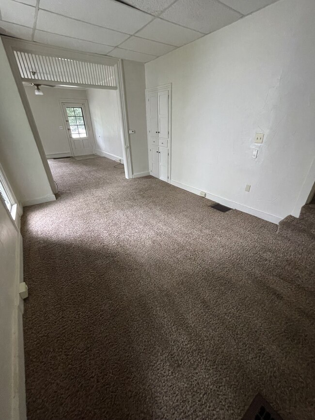Building Photo - 420 W Lovett St