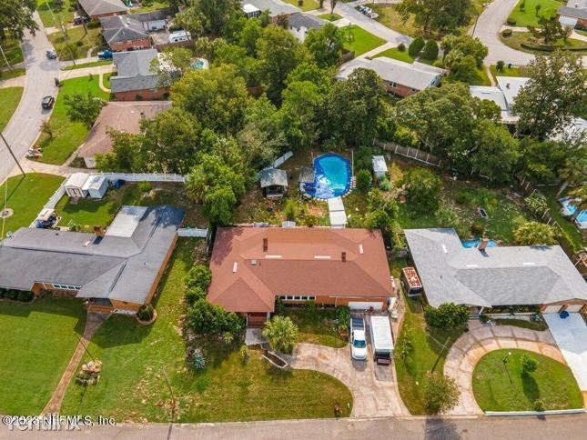 Building Photo - 4 br, 3 bath House - 1911 Woodleigh Dr W