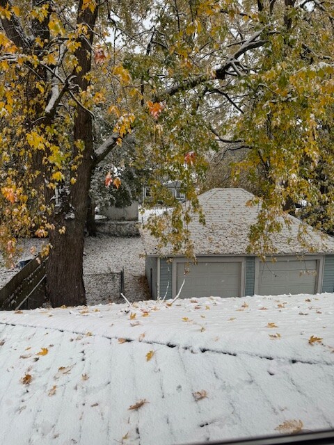 Foto del edificio - 1856 S Rundle Ave