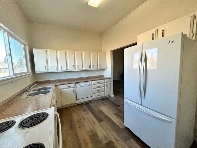 Foto del edificio - 904 Dresslerville Rd