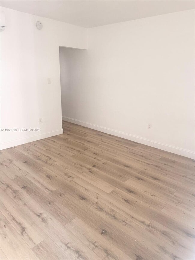 Foto del edificio - 1125 Sharazad Blvd