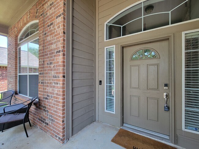 Foto del edificio - 6511 Canyon Mist Ln