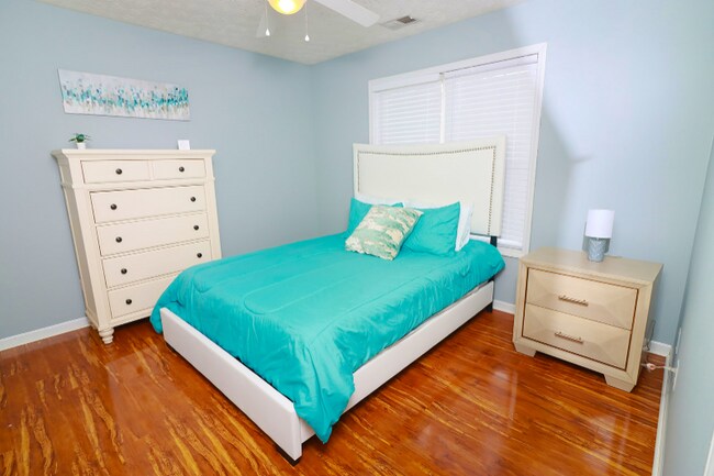 Foto del edificio - 1784 Clayhill Pointe SW