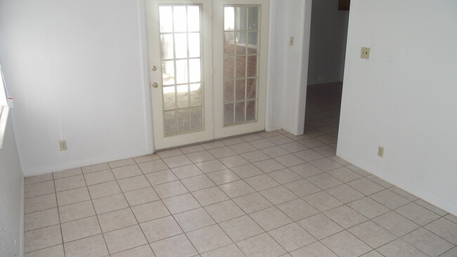 Foto del edificio - Northeast El Paso 3 Bed/2Bath