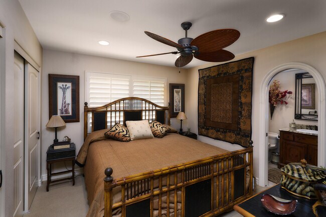 Foto del edificio - 99 Conejo Cir