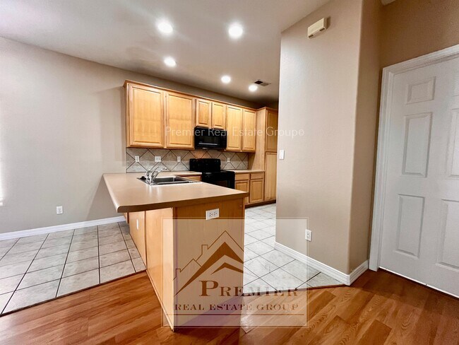 Foto del edificio - 4405 Prestige Point